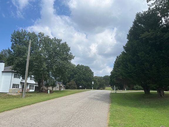 4th image of 5017 Old Orr Rd