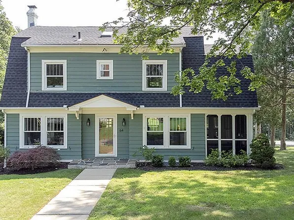 64 Glenham Road, Hamden, CT 06518