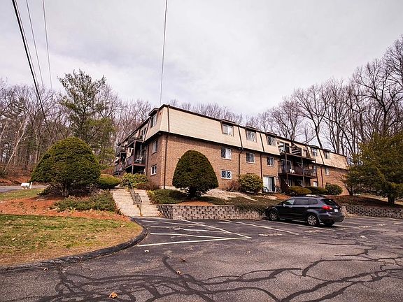 4th image of 5 Silvestri Cir Unit 2