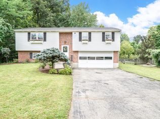 411 Oak St, Loveland, OH 45140