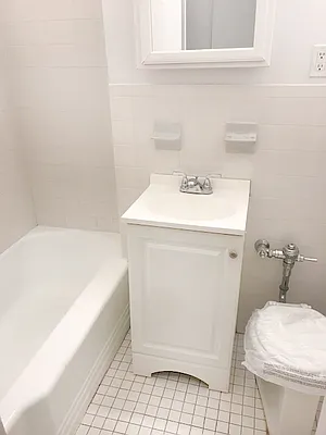 Rented by AJ Clarke | media 14