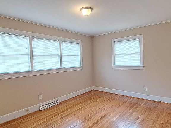 5th image of 1304 Stockton Rd