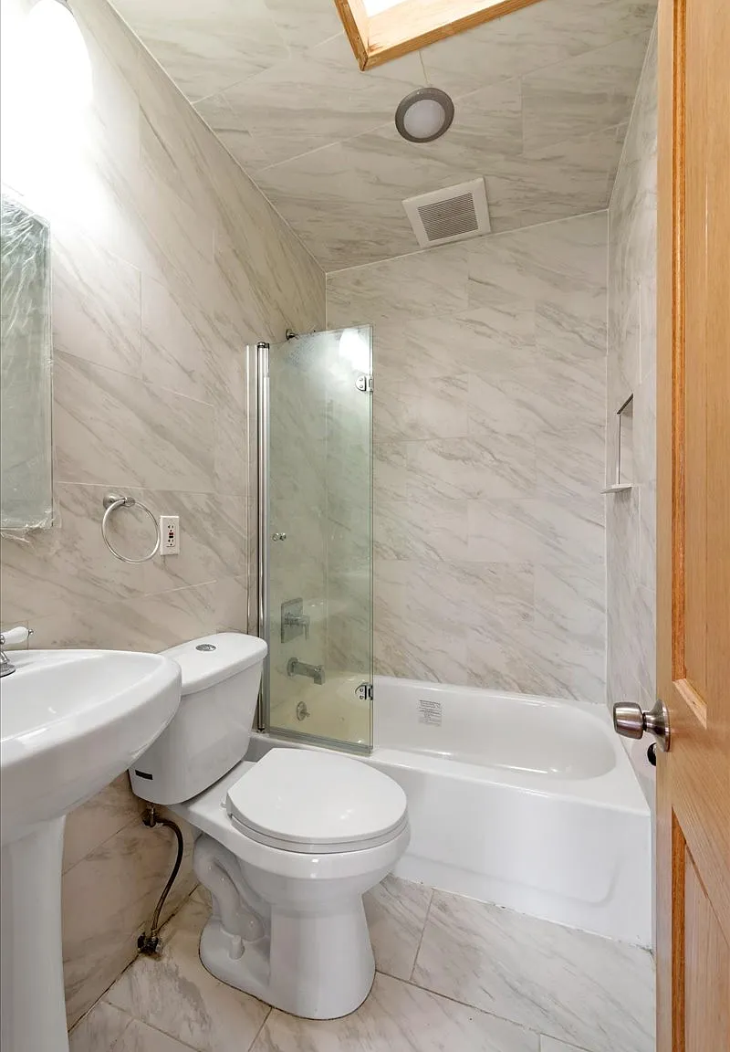 22 Herkimer Street — Photo 3