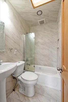 Rented by A 2 Keys Realty | media 14