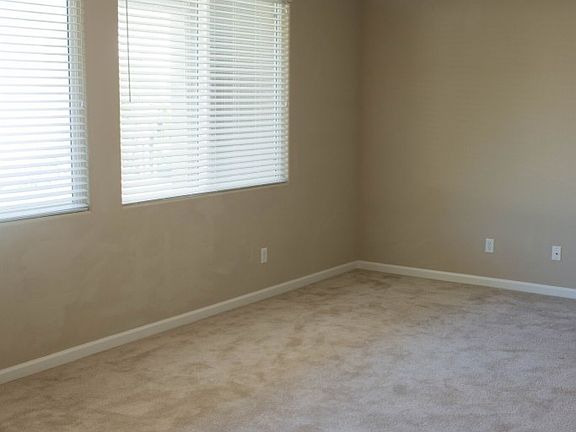 3rd image of 2294 N Heron Dr