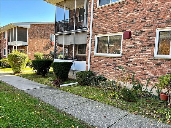 2nd image of 810 Blooming Grove Tpke APT 74