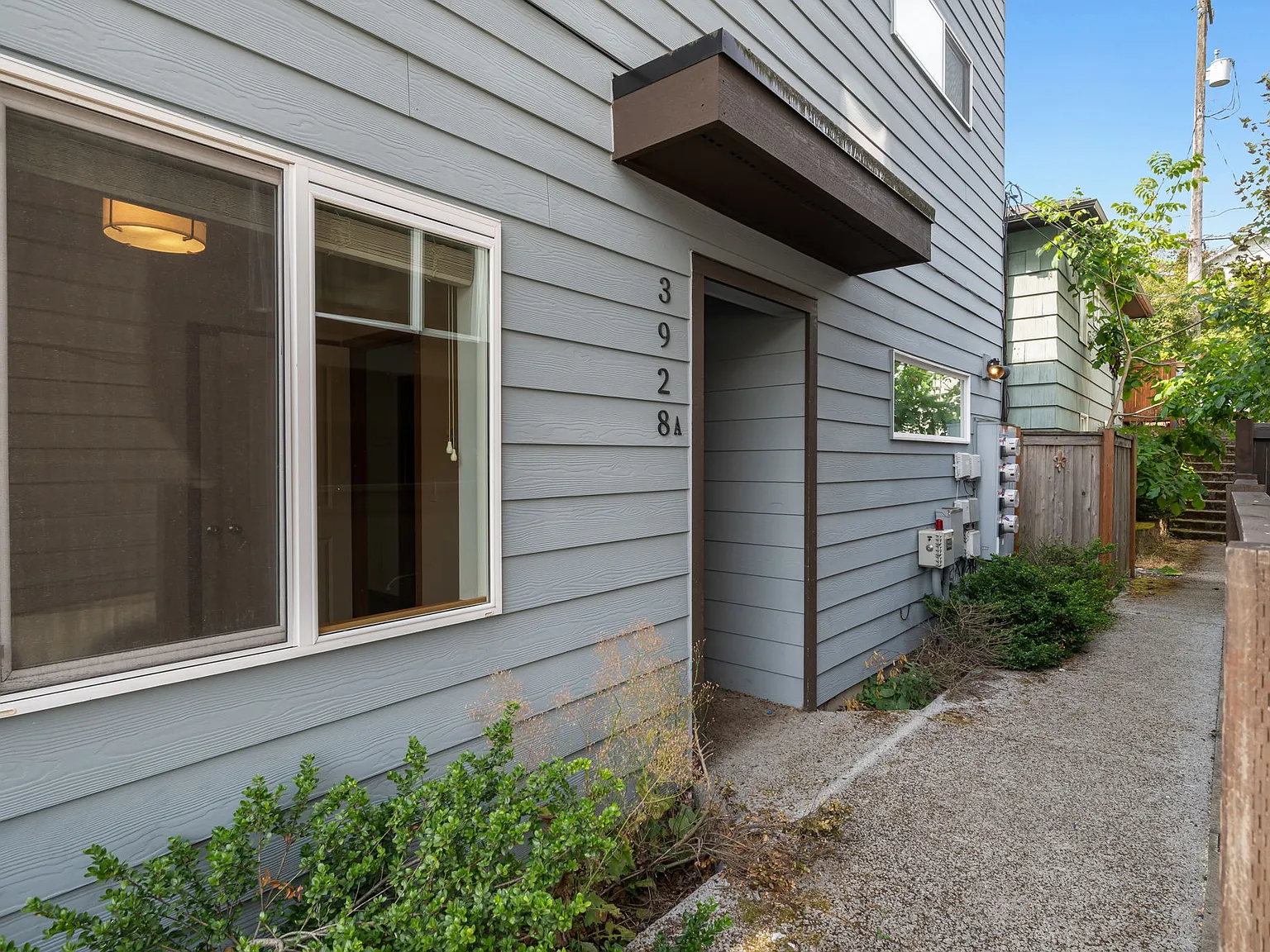 3 bed, 1410 sqft, $2,900 — Photo 2