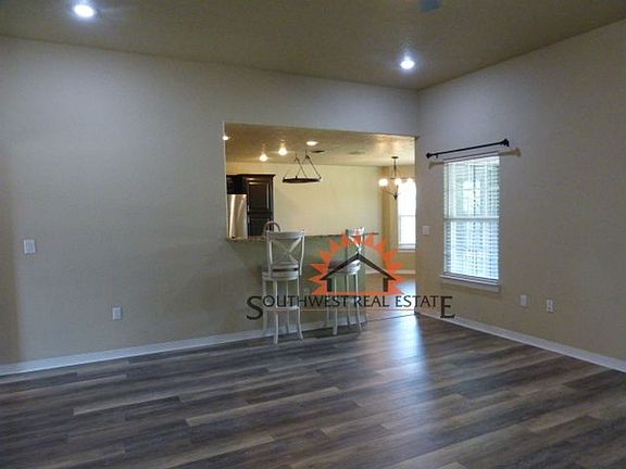 5th image of 4212 Sandstone Dr