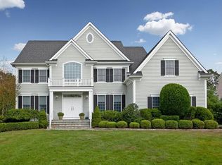 67 Stonewall Cir, West Harrison, NY 10604