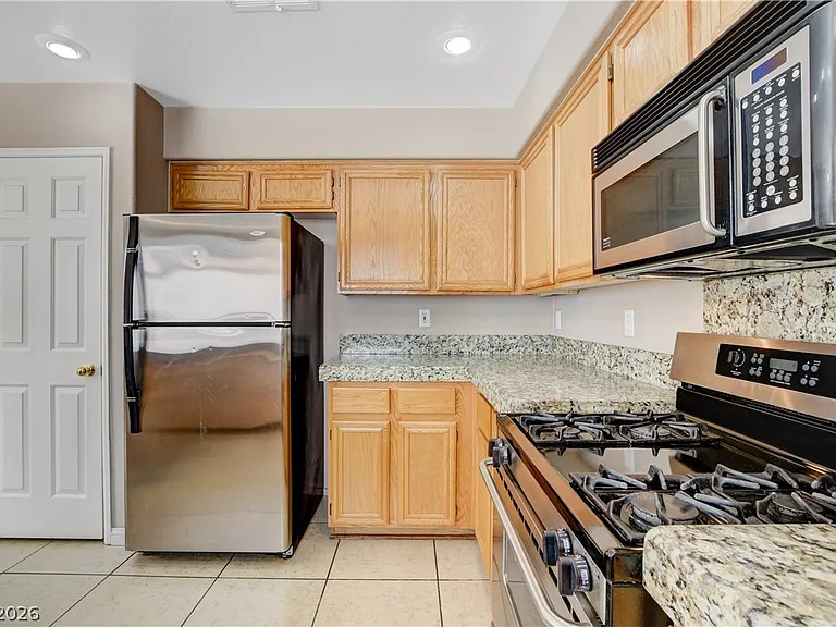 9317 Mountain Cliffs Ave — Photo 19