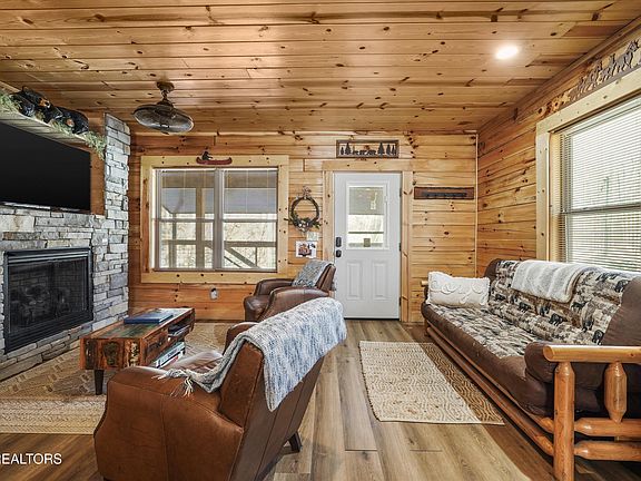 3rd image of 5236 Mathis Branch Rd