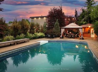 788 Woodland Acres Cres, Vaughan, ON L6A 1G2