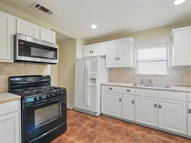 4702 Wateka Dr #MAIN — Photo 5