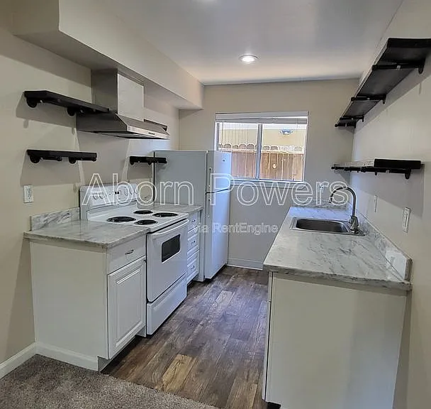 3738 4th Ave #7 — Photo 4