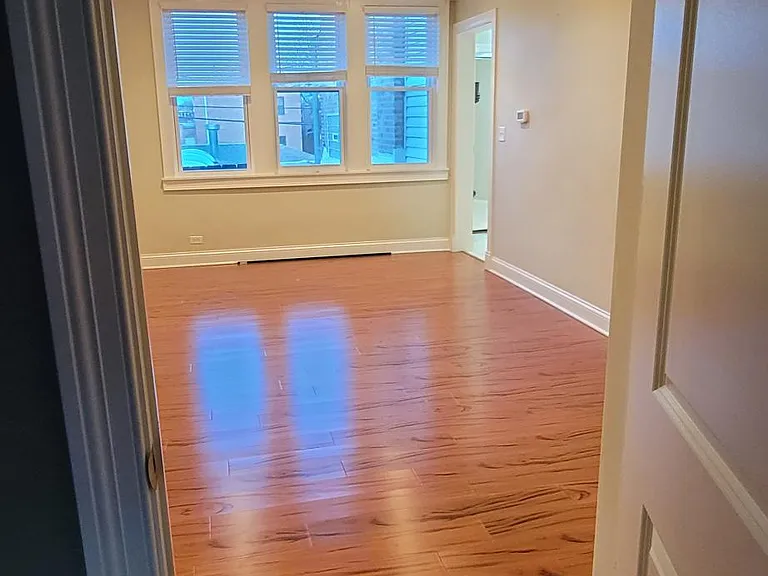 5627 N Central Ave #2 — Photo 6