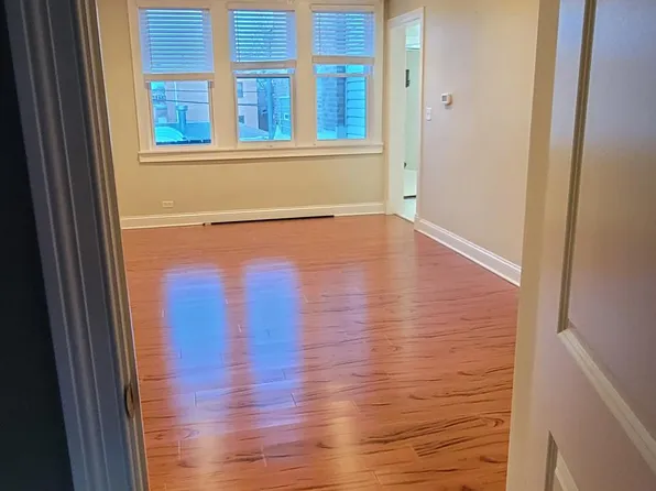 5627 N Central Ave #2, Chicago, IL 60646
