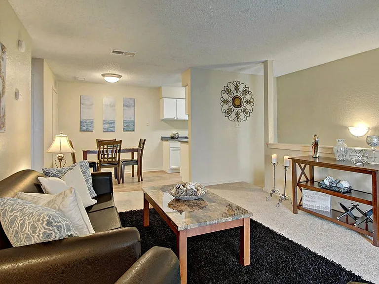 Sawmill Apartments — Photo 19