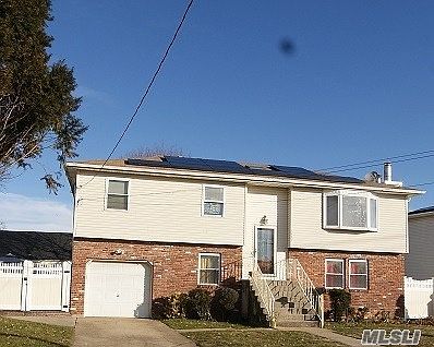 1st image of 1031 Smith St
