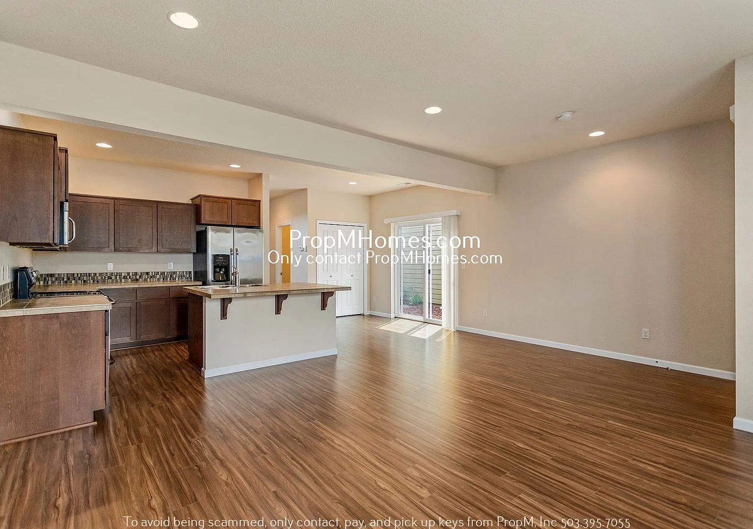 Three Bedroom Home in Tigard - Right Next to Bridgeport! — Photo 3