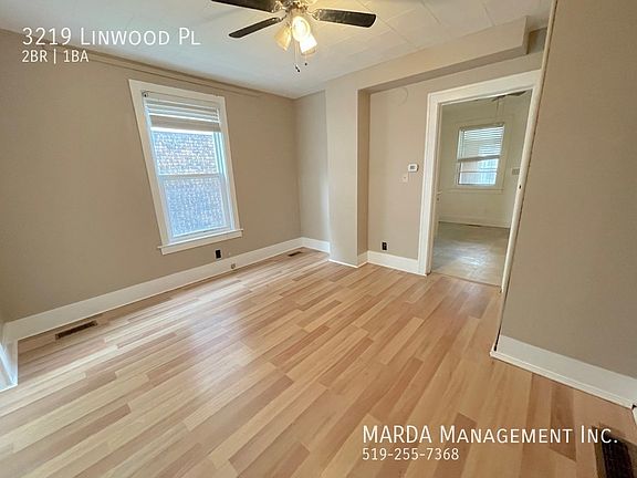 5th image of 3219 Linwood Pl