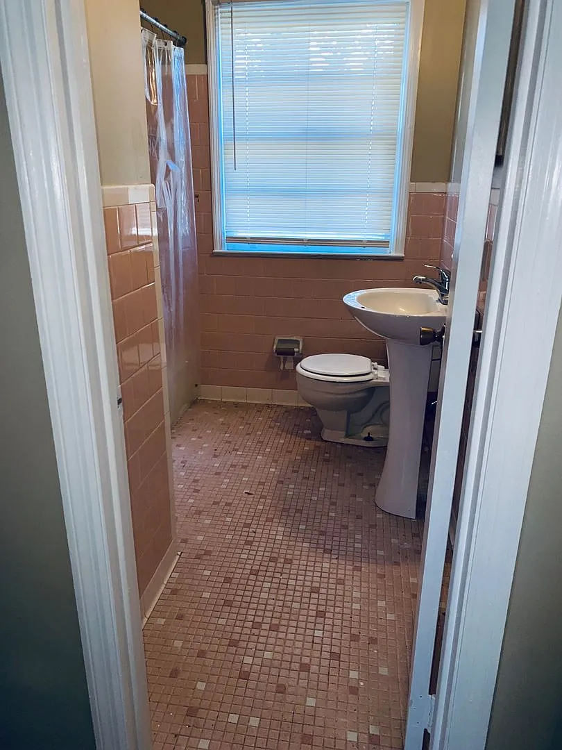 3 Bed 1 Bath House — Photo 4