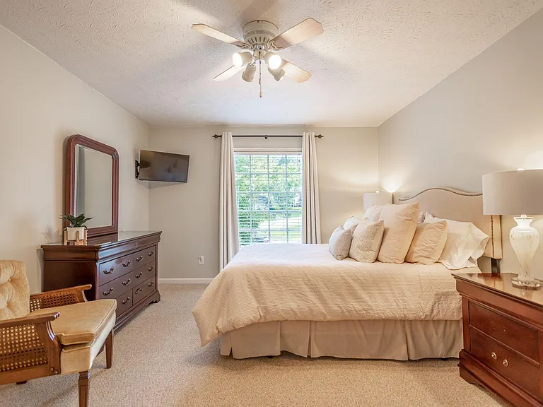2398 Forest Hunt Ct — Photo 30