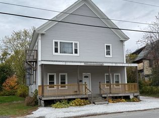 171 Croswell Rd, Farmington, ME 04938