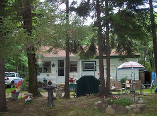 1967 Meadow Run Rd, Wilkes Barre, PA 18702