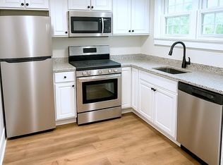 55 Swift St #2, Branford, CT 06405