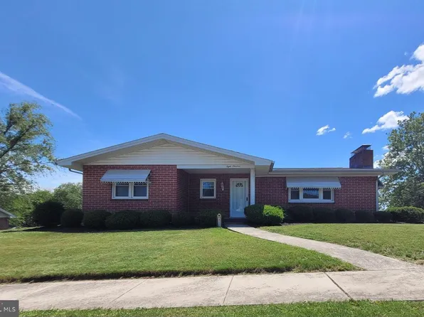 800 Deatrich Ave, Middletown, PA 17057