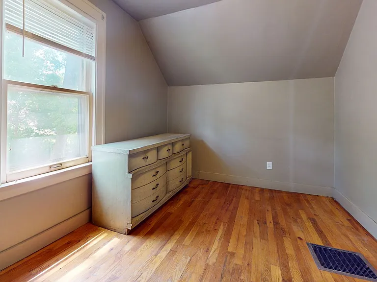 11442 Jackson Ave — Photo 3