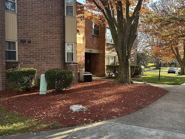 Summit Apartments - Latrobe, PA — Photo 17