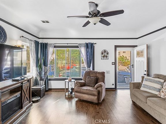 4th image of 3269 Fay Ave
