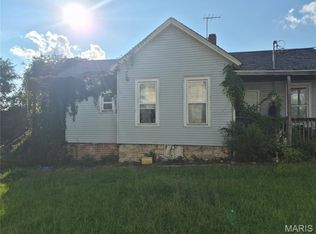 811 Paris Ave, Hannibal, MO 63401
