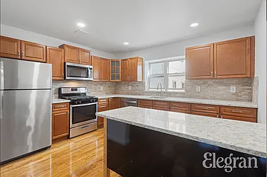 Rented by (Legacy) Elegran