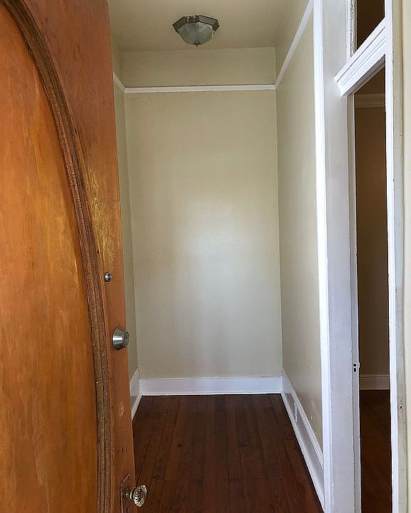 Front entrance downstairs 