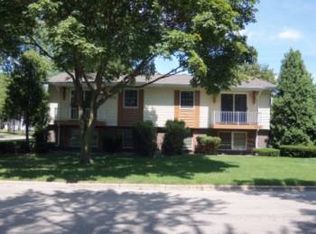 703 E Illinois St APT B, Mount Pleasant, MI 48858