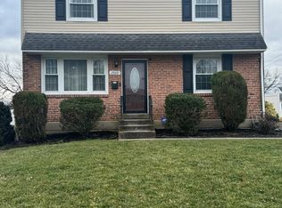 2920 Kanes Rd, Willow Grove, PA 19090