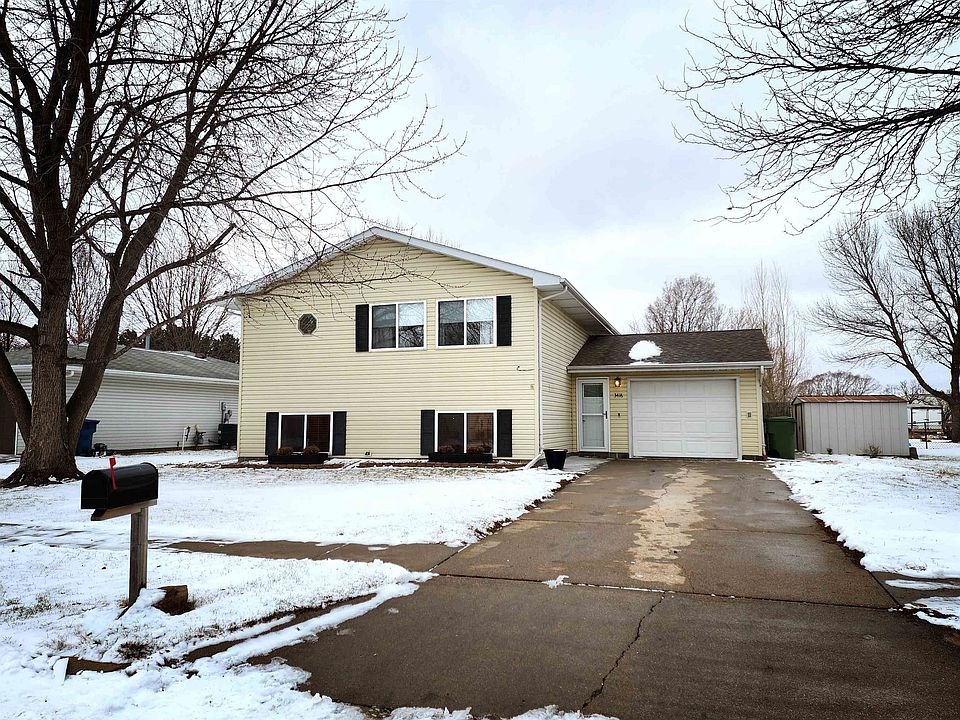 1st image of 3416 S Ave