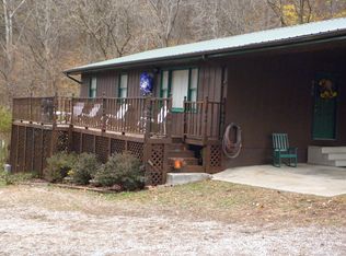 225 Red Morg Br, Teaberry, KY 41660