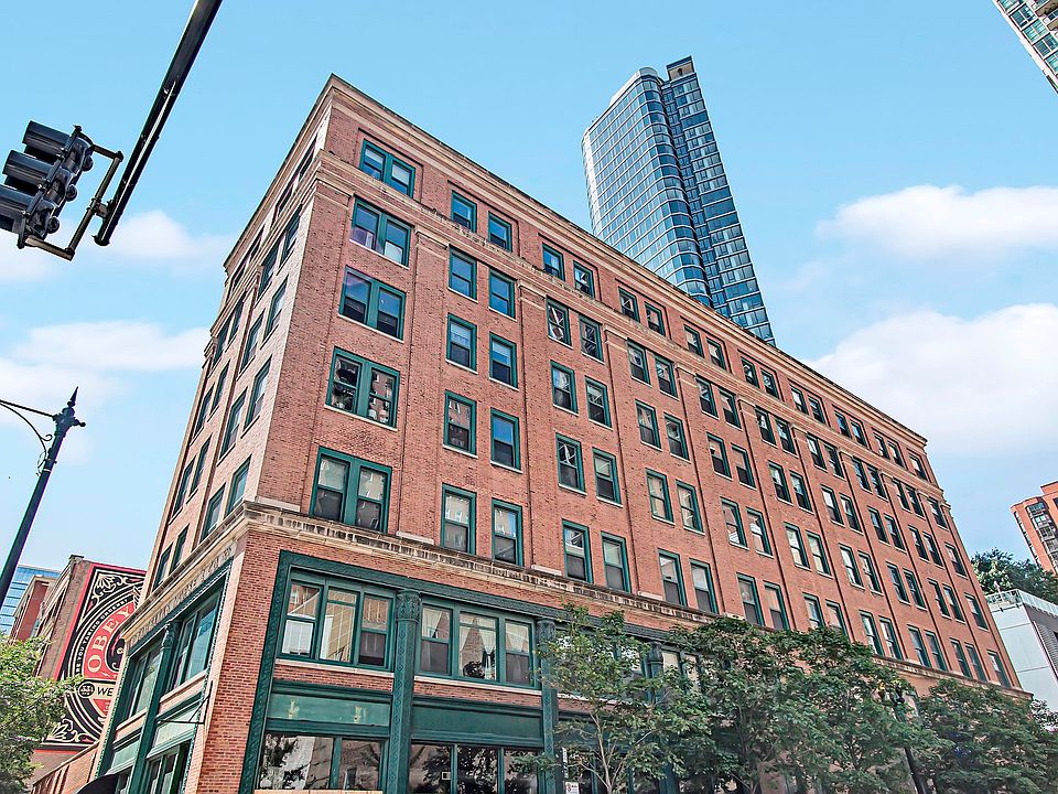 1st image of 900 S Wabash Ave APT 302