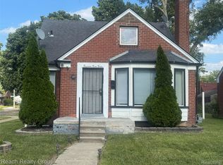 18312 Harlow St, Detroit, MI 48235