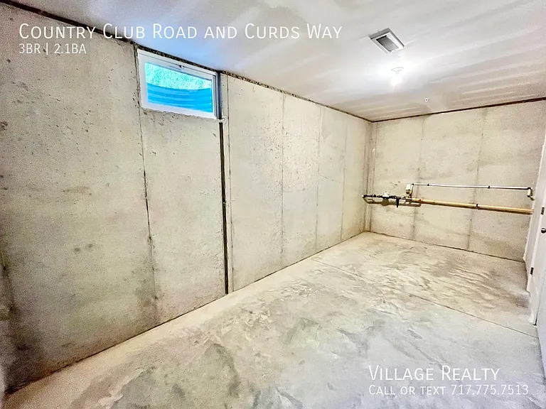 Country Club Rd — Photo 94
