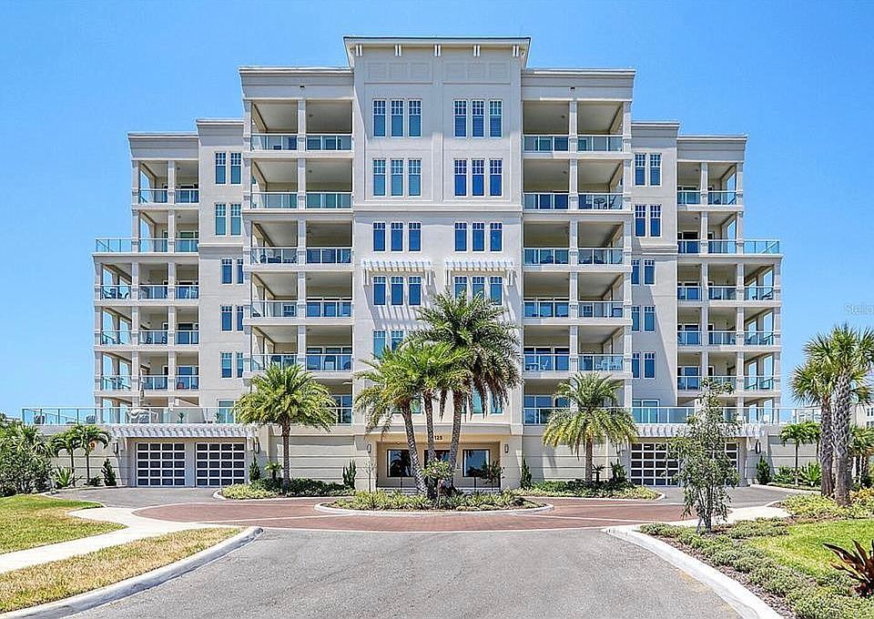 1st image of 125 Belleview Blvd #201