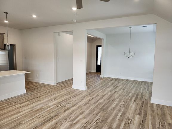 4th image of 21303 Oakley Claremont Ct