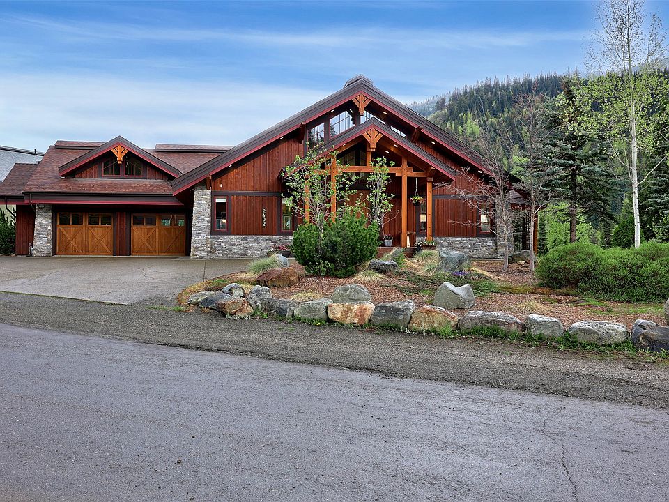 1st image of 2402 Fairways Dr