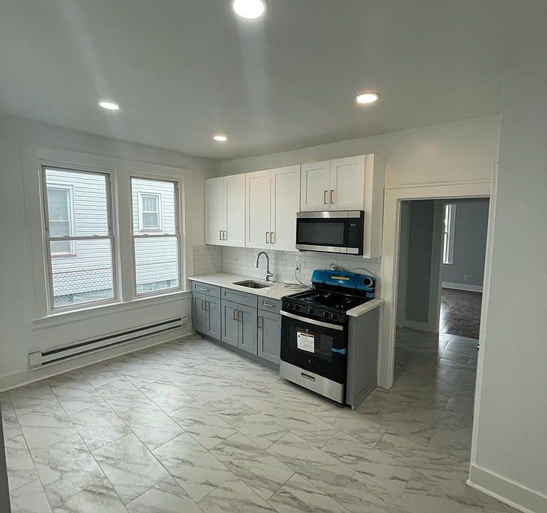 1st image of 364 Schley St #1L