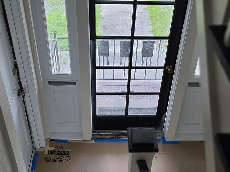 202 Luella Ct — Photo 3