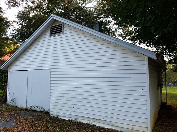 2nd image of 535 Kentucky St