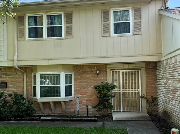 6451 Creekbend Dr #132, Houston, TX 77096